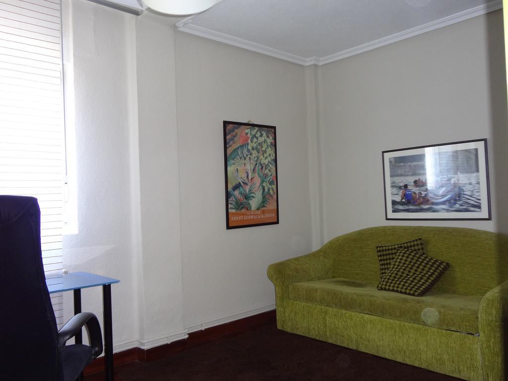 Sunny Apt Close To University With Parking And Wifi Hotel Santander Exterior photo